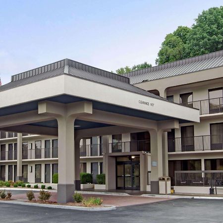 Baymont By Wyndham Nashville Airport Esterno foto