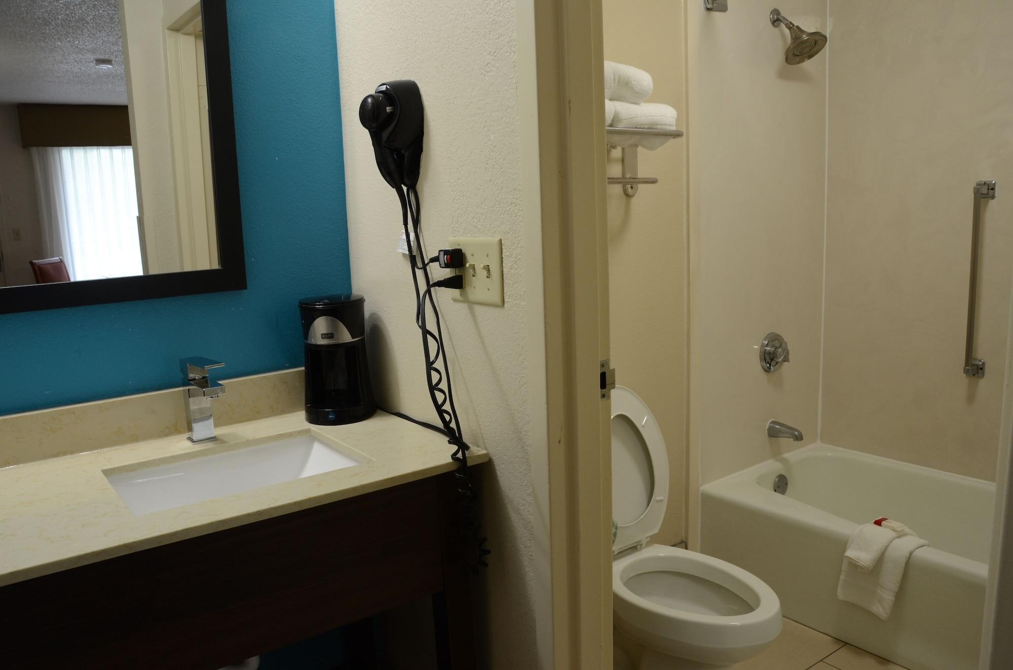 Baymont By Wyndham Nashville Airport Esterno foto
