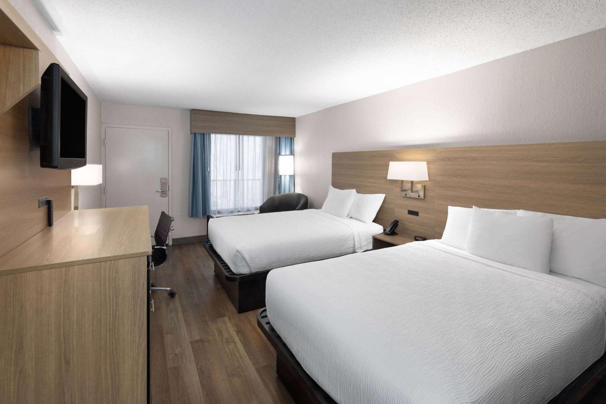 Baymont By Wyndham Nashville Airport Esterno foto