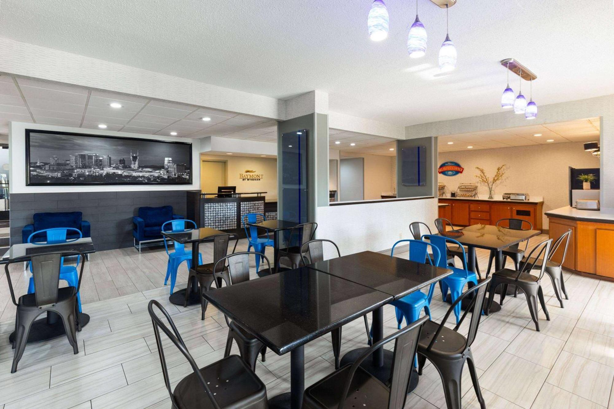 Baymont By Wyndham Nashville Airport Esterno foto