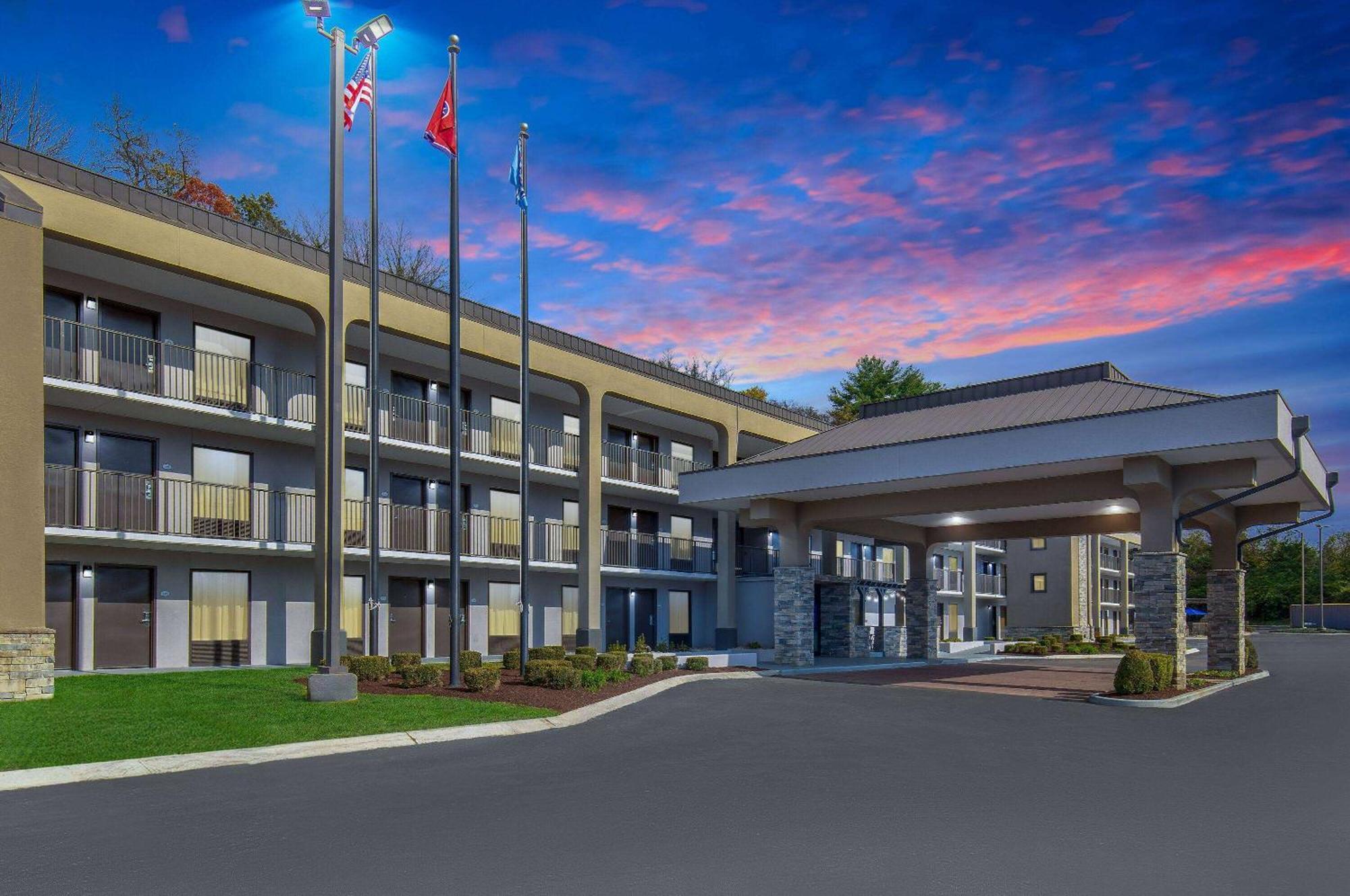 Baymont By Wyndham Nashville Airport Esterno foto