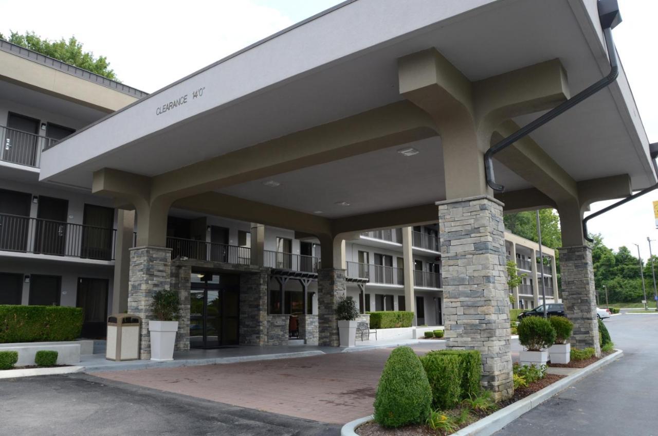 Baymont By Wyndham Nashville Airport Esterno foto